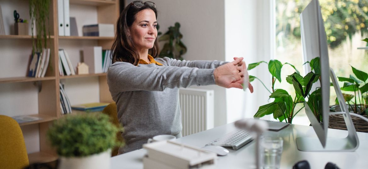 3 Benefits of Adding Plants to Your Office Space